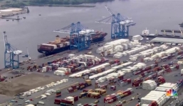 Mỹ bắt tàu hàng chở 16,5 tấn ma túy trị giá hơn một tỷ USD