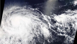 Choáng váng trước hình ảnh bão 'quái vật' Barbara nhìn từ không gian