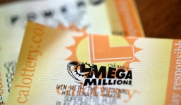 Một phụ nữ mất ngủ vì trúng xổ số gần 60 tỷ đồng