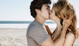 Hôn 'người ấy' mỗi ngày - thần dược giúp giảm béo, đẹp da