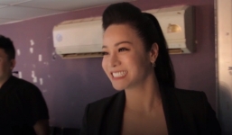 Nhật Kim Anh cười xòa đáp trả khi được hỏi vụ mất trộm 5 tỷ