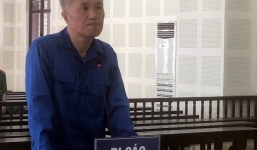 Thua bạc đi cướp taxi, du khách Hàn Quốc lãnh án 14 năm tù