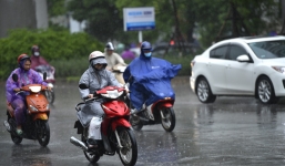 Dự báo thời tiết ngày 25/8: Bắc và Trung Trung bộ có mưa lớn, đề phòng lốc, sét