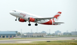 Máy bay chở 253 người phải thở dưỡng khí, quay đầu vì mùi sầu riêng