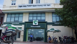 Khởi tố cựu trung úy công an nổ súng tại Vietcombank tội cướp tài sản