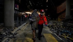 Dự luật Hong Kong chỉ còn chờ chữ ký của Trump