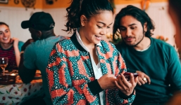 8 dấu hiệu nghiện điện thoại bạn vô tình bỏ qua