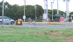 Nổ súng tại căn cứ Trân Châu Cảng