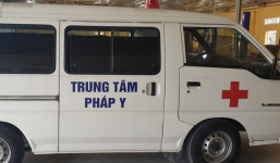 Vi phạm nồng độ cồn, tài xế lái xe cấp cứu còn bật đèn ưu tiên, đi ngược chiều