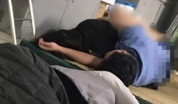 Tạm xử lý bác sĩ ôm nữ sinh thực tập ngủ trong ca trực