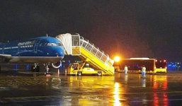 Đón người Việt mắc kẹt tại Trung Quốc về nước trên những chuyến bay đặc biệt