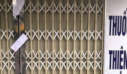 Niêm phong quầy thuốc bán khẩu trang đắt gấp 10 lần giữa đại dịch corona