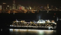 1 người nhiễm virus corona, cách ly cả du thuyền 3.700 người