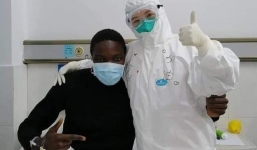 Chàng trai trụ lại Trung Quốc, quyết không mang virus corona trở về châu Phi