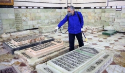 Covid-19: Thi thể chất đống trong nhà xác khi Iran căng mình chống dịch