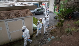 Hàng chục cụ già nhiễm Covid-19 tại Mỹ không biết đi đâu về đâu