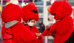 Tỷ phú giàu nhất Trung Quốc tặng 'vũ khí' chống Covid-19 cho Mỹ