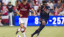 Paulo Dybala và bố con Paolo Maldini nhiễm Covid-19