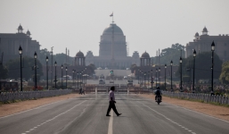 Sợ thành ổ dịch Covid-19, đất nước hơn tỷ dân phong tỏa toàn quốc 