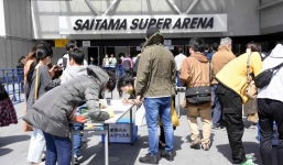 6.500 người tới đấu trường xem võ thuật bất chấp dịch Covid-19