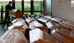 Người chết vì Covid-19 ở Italy cũng phải 'xếp hàng' chờ được an táng