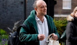 Cố vấn cấp cao của Thủ tướng Anh có biểu hiện nhiễm Covid-19