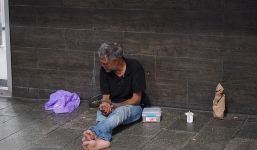 Úc đưa người vô gia cư vào khách sạn 5 sao cách ly