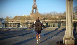 Pháp ghi nhận ngày đen tối nhất kể từ khi dịch bùng phát