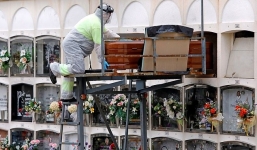 Tây Ban Nha: Số ca Covid-19 tử vong cao kỷ lục 2 ngày liên tiếp