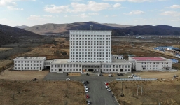 Trung Quốc lập bệnh viện dã chiến giáp biên giới Nga trong 6 ngày