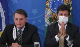 Tổng thống Brazil sa thải Bộ trưởng Y tế ngay trước đỉnh dịch