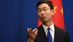 Trung Quốc đáp trả chỉ trích của Mỹ về dịch Covid-19