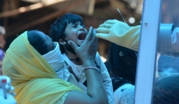 Ấn Độ ngừng dùng bộ kit xét nghiệm nhanh Covid-19 của Trung Quốc