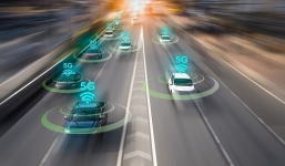 Xe hơi tương lai có thể 'nói chuyện' với nhau nhờ 5G