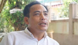 Vận động dân không nhận tiền hỗ trợ, trưởng thôn đến từng nhà xin lỗi