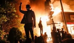 Cơn thịnh nộ của nước Mỹ trước cái chết của George Floyd 