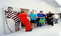 Bên trong nhà tù 'thiên đường', phạm nhân chơi điện tử với quản giáo