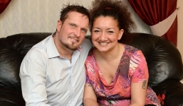 Bị mất trí nhớ, người đàn ông yêu và cưới lại vợ mình