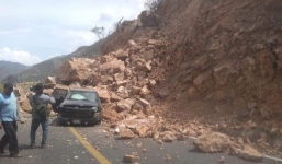 Hiện trường động đất kèm sóng thần rung chuyển miền nam Mexico