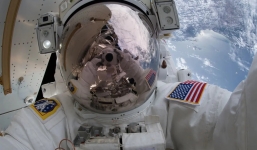 Điều mà trên Trái đất làm vô tư, lên không gian tuyệt đối tránh