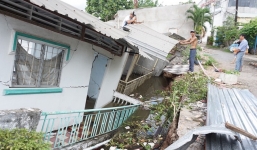 Hiện trường 5 căn nhà bị sông Cần Thơ 'nuốt chửng'