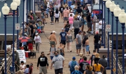 Mỹ phá vỡ mọi kỷ lục, ghi nhận hơn 75.000 ca Covid-19 trong 24 giờ