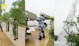 Miền nam lũ lụt, miền bắc Trung Quốc phóng hỏa tiễn tạo mưa