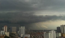 Dự báo thời tiết ngày 16/8: Cảnh báo mưa dông, lốc, sét cho cả 3 miền