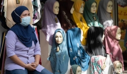 Đột biến của Covid-19 dễ lây gấp 10 lần gây chấn động