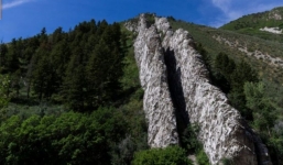 Bí ẩn 'Đường trượt của quỷ' độc nhất vô nhị trên trái đất