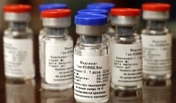 Tin tức thế giới 24h ngày 8/9: Lô vắc xin Covid-19 đầu tiên ra thị trường , người Việt mất tích trong bão Haishen