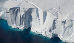 NASA ra cảnh báo đáng sợ về Trái đất năm 2100