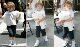 Loạt ảnh 'Hoàng tử Nhà Trắng' Barron Trump đốn tim công chúng cách đây 4 năm