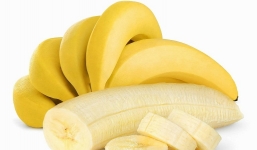 10 tác dụng tuyệt vời khi ăn chuối mỗi ngày, xanh chín đều vô cùng hữu ích